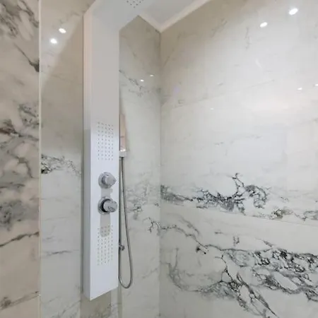 Apartment Menta Lux Sea View