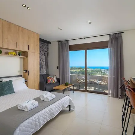 Menta Lux Sea View *