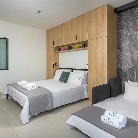 Menta Lux Sea View * Asgourou